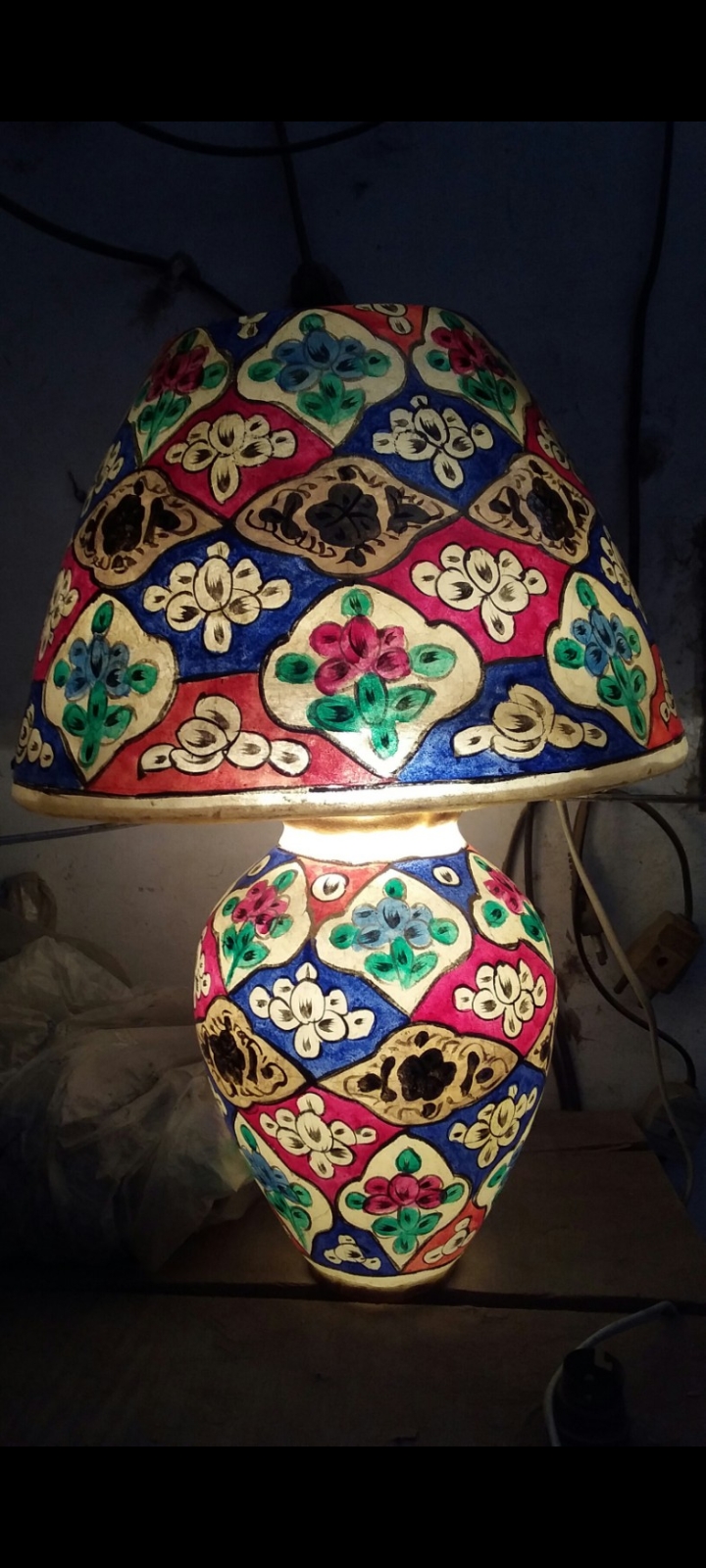 Camel skin lamp